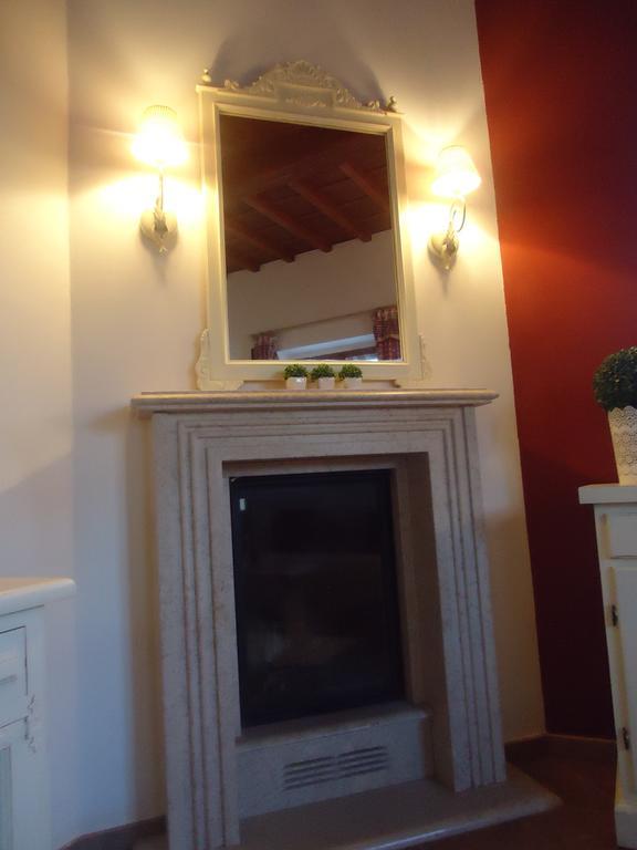 Suite "La Badia" Scandicci Room photo